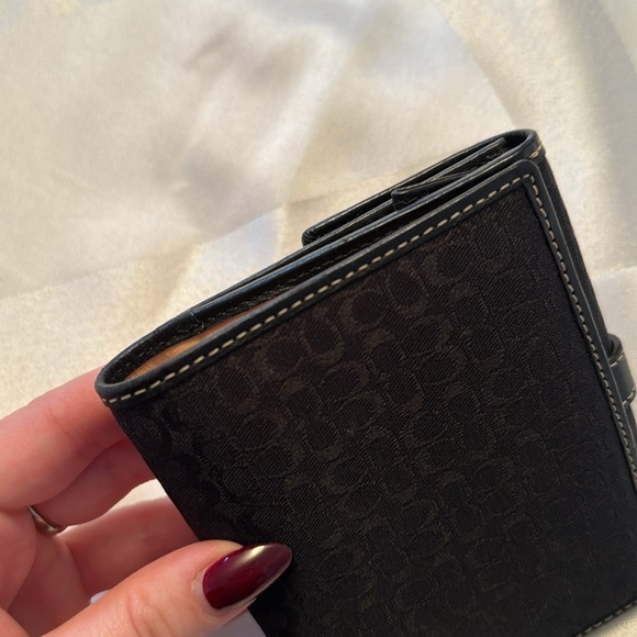Black Coach Wallet - Good condition - Picture 13 of 14
